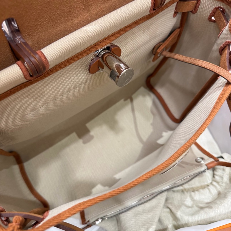 🌈Hermes🧡Herbag 31🧡金棕色拼米色銀扣🌈全新閑置🌟有盒🌟herbag31🌟herbag🌟愛馬仕🌟-1