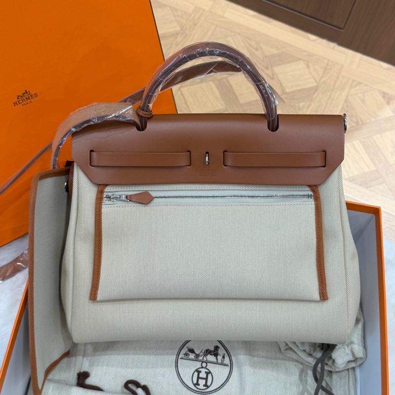 🌈Hermes🧡Herbag 31🧡金棕色拼米色銀扣🌈全新閑置🌟有盒🌟herbag31🌟herbag🌟愛馬仕🌟-4