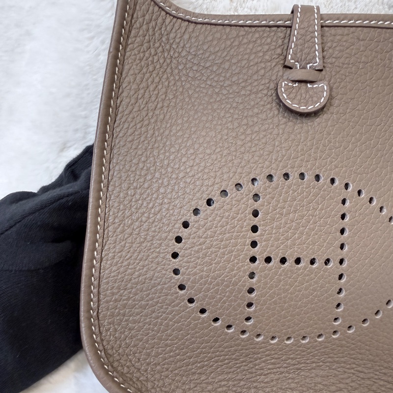 Hermes✨ mini Evelyne 16 大象灰銀釦小包 U刻-2