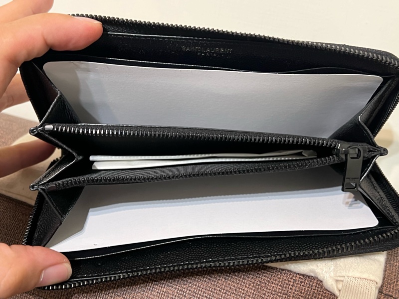 YSL So Black Logo山形紋長夾-3