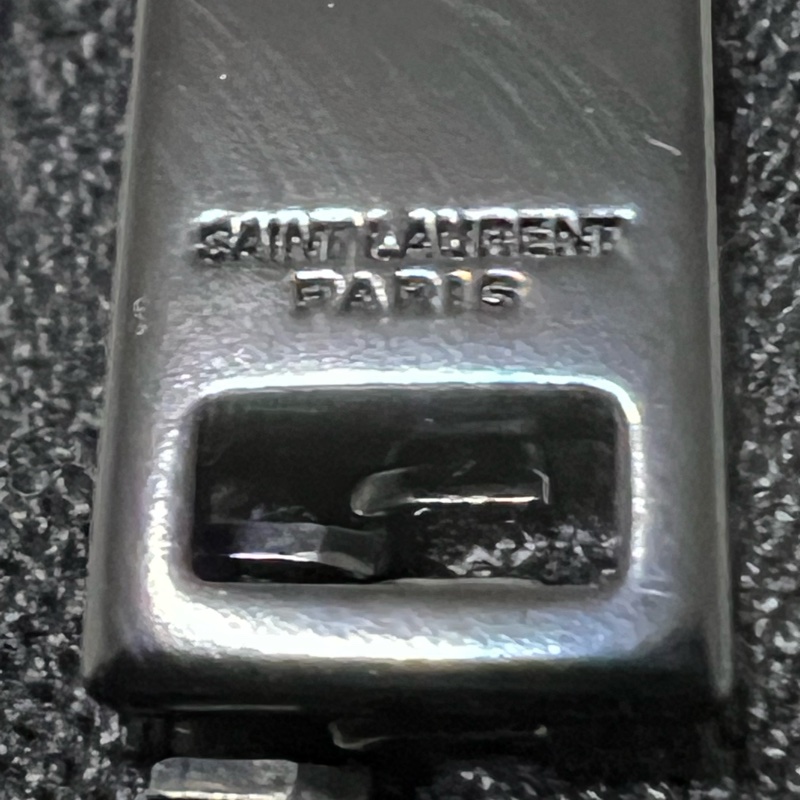 YSL So Black Logo山形紋長夾-11