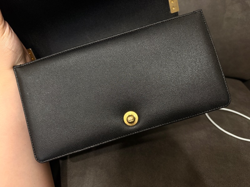 Chanel Boy 25 公分 黑金 荔枝皮 29開-4