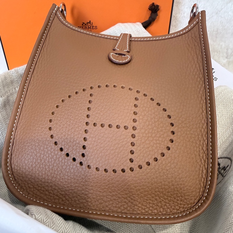 HERMES✨ mini Evelyne 16 金棕金釦小包 W刻 2025購證-3