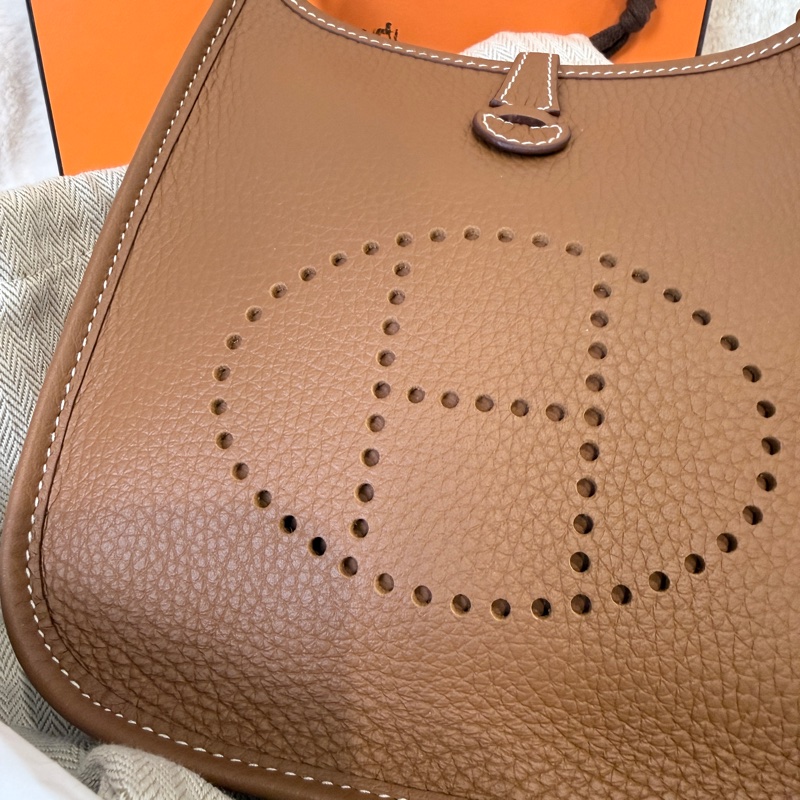 HERMES✨ mini Evelyne 16 金棕金釦小包 W刻 2025購證-4