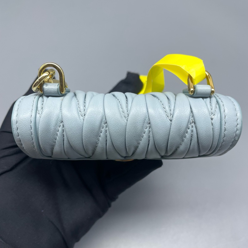 miumiu繆繆藍色鏈條零錢包/11*8*3.5cm/.無附件-5