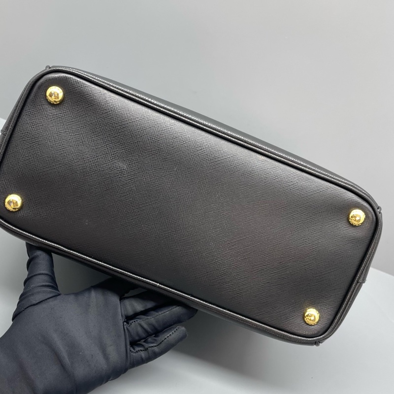 98新 prada普拉達殺手包中號黑金/31*20*14cm/附件:肩帶-3