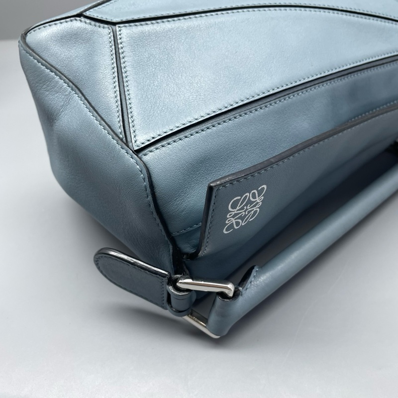 LOEWE羅意威幾何包小號霧霾藍/24*15*10附件 肩帶-6