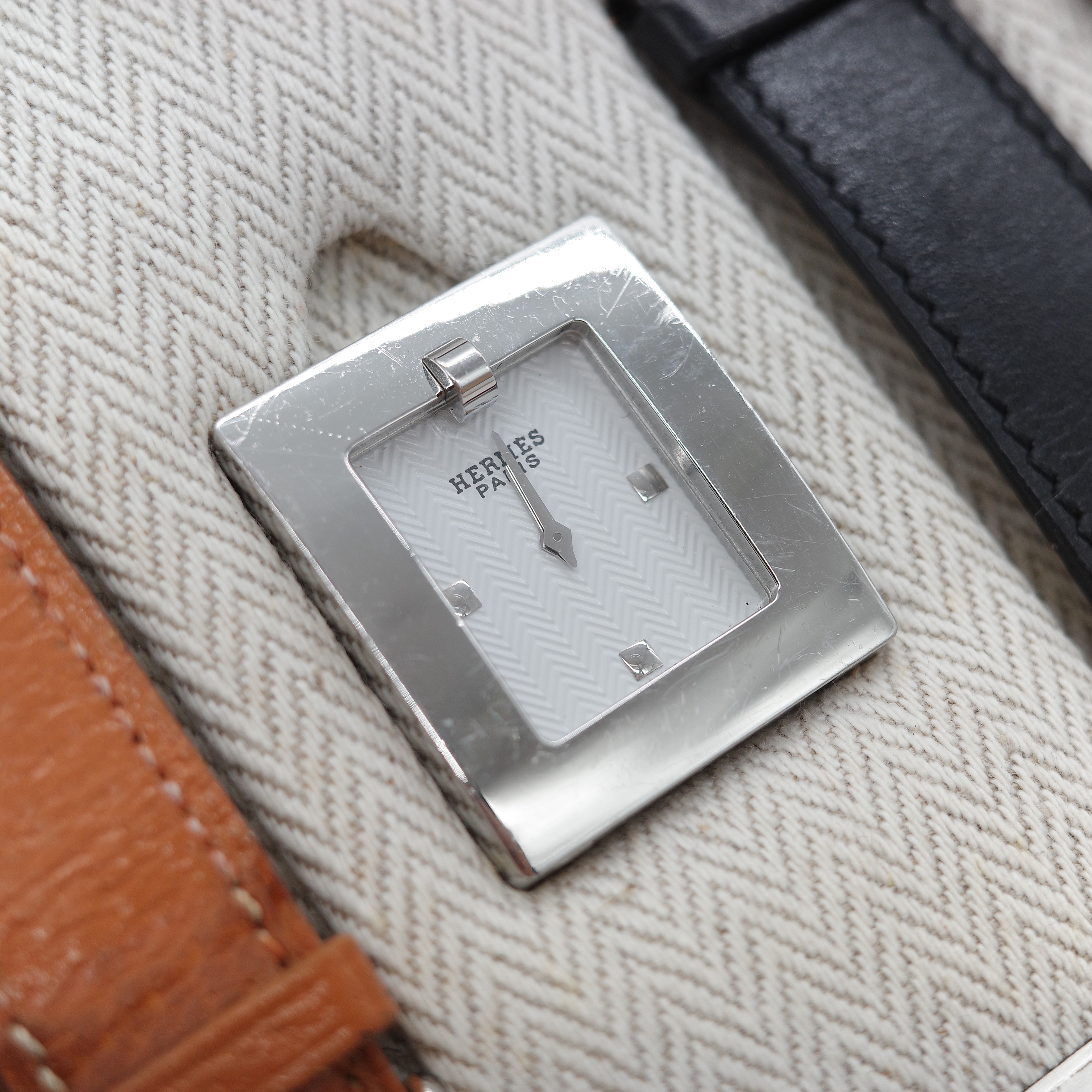 Hermès 愛馬仕 Belt 不鏽鋼錶殼 黑色 棕色 可拆換小牛皮帶腕錶套組-2