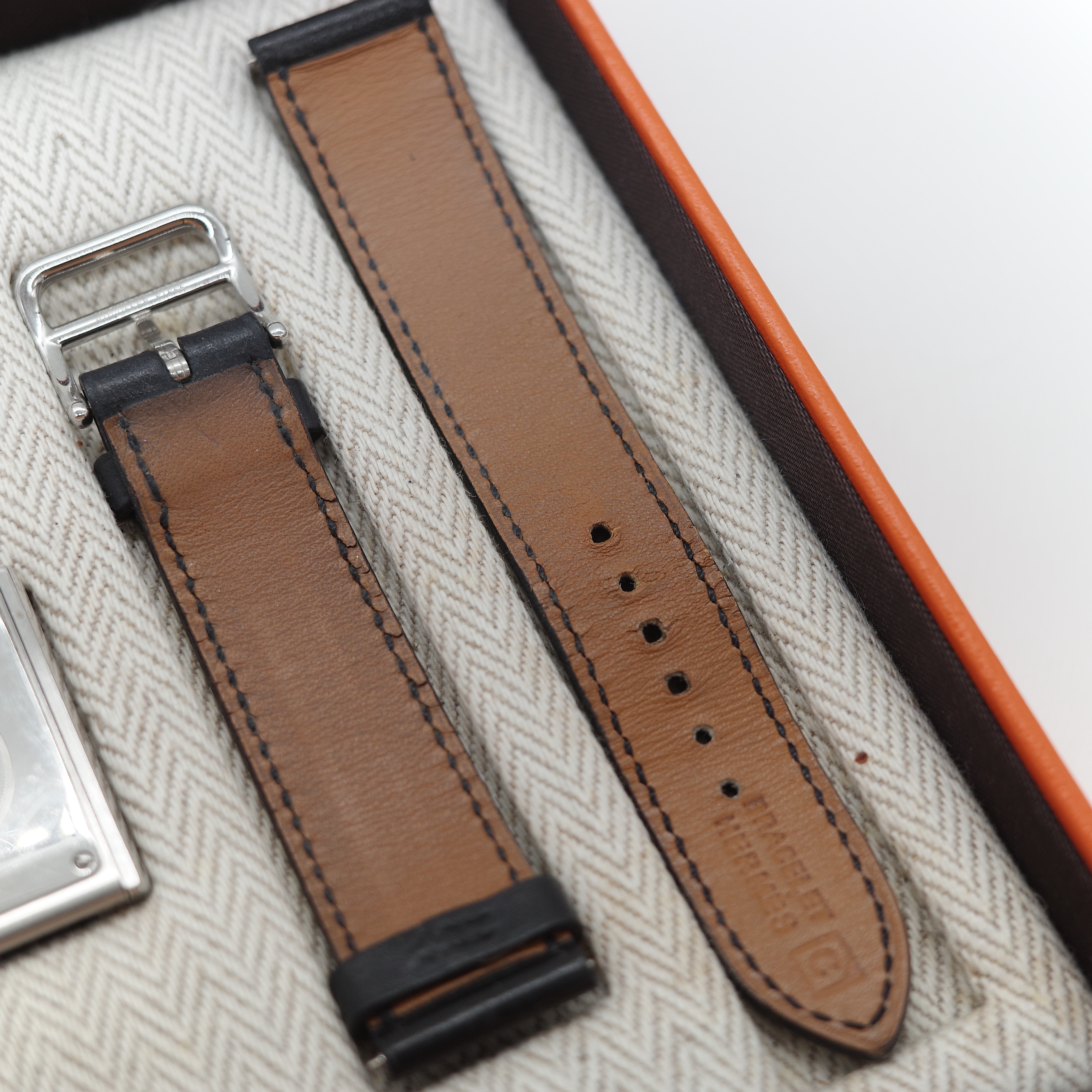 Hermès 愛馬仕 Belt 不鏽鋼錶殼 黑色 棕色 可拆換小牛皮帶腕錶套組-5