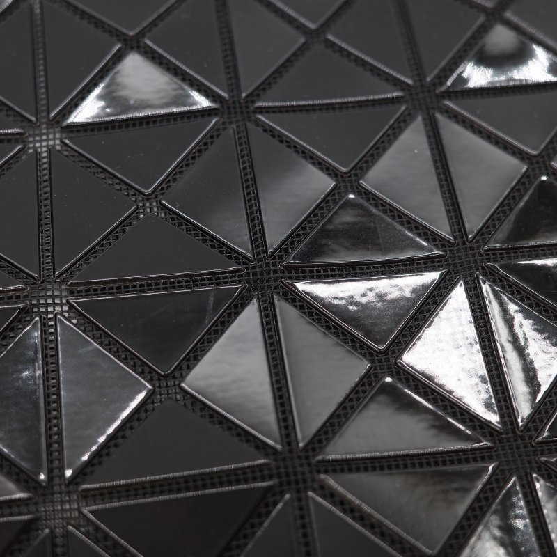 Issey Miyake 三宅一生 Bao Bao 10x10黑色亮面聚酯纖維 大型手提包-9