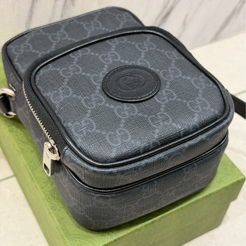 中性款必入🫵99新cp值超高⬆️Gucci古馳全黑老花小包手機包相機包單肩斜挎包-11