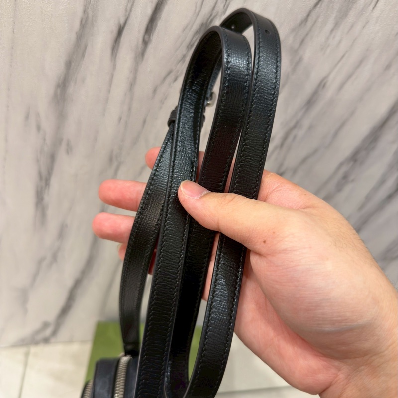 中性款必入🫵99新cp值超高⬆️Gucci古馳全黑老花小包手機包相機包單肩斜挎包-19