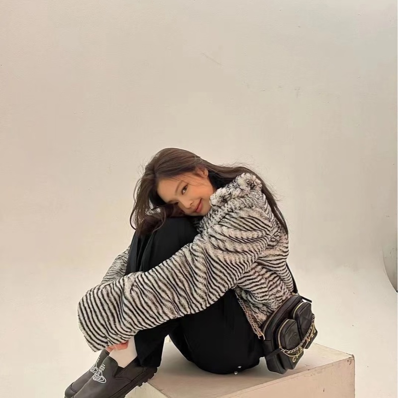 ෆ Chanel炸藥相機包-2