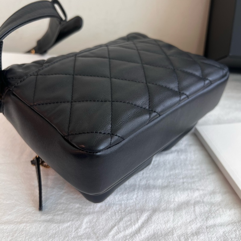 ෆ Chanel炸藥相機包-13