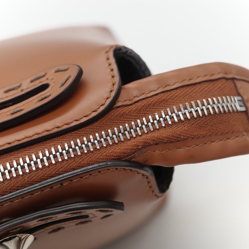 Fendi 芬迪 8BL 中型 By The Way 焦糖色 Logo 牛皮 波士頓包 手提包 斜挎包-33