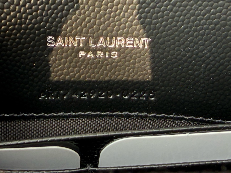 全新YSL黑色魚子醬銀鏈CASSANDRE粒面皮革信封袋式鏈條錢包woc-10