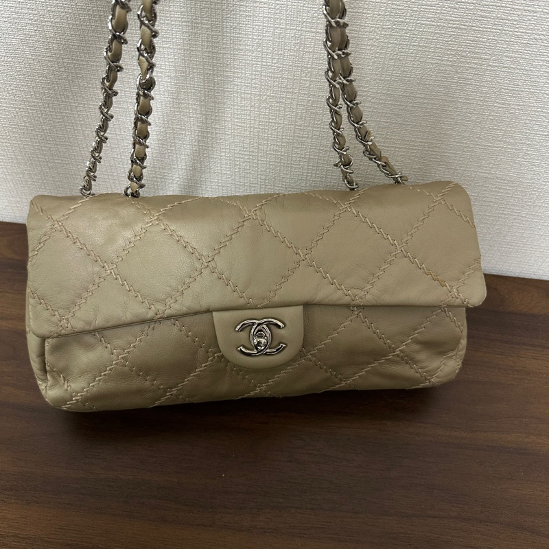 Chanel 橄欖綠銀釦CF-1