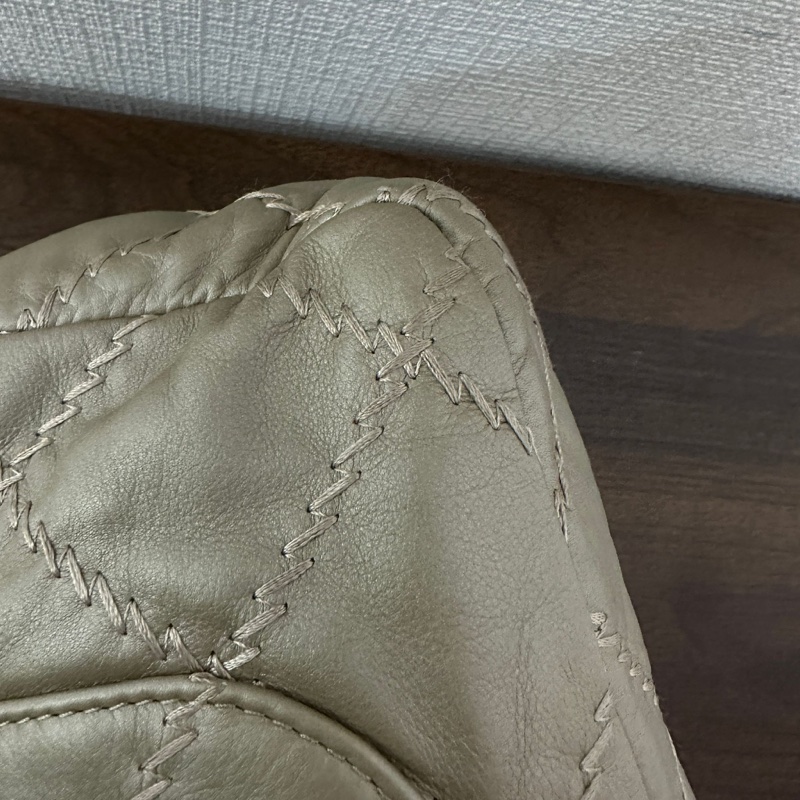 Chanel 橄欖綠銀釦CF-7