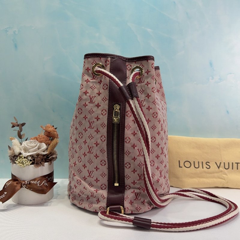 LV 粉紅帆布束口水桶包-1