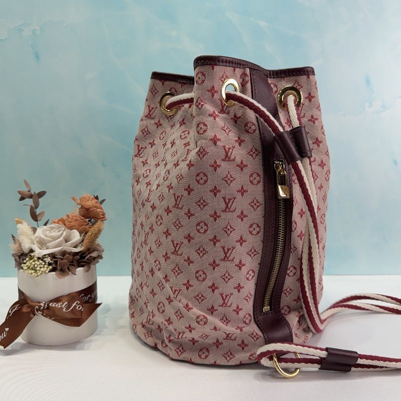 LV 粉紅帆布束口水桶包-2