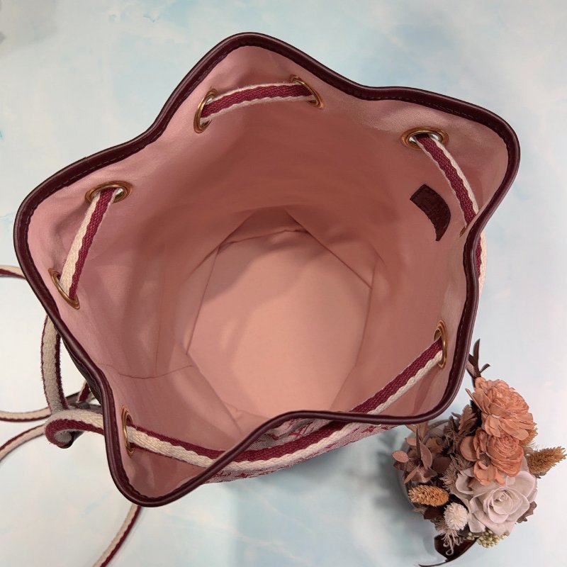 LV 粉紅帆布束口水桶包-4