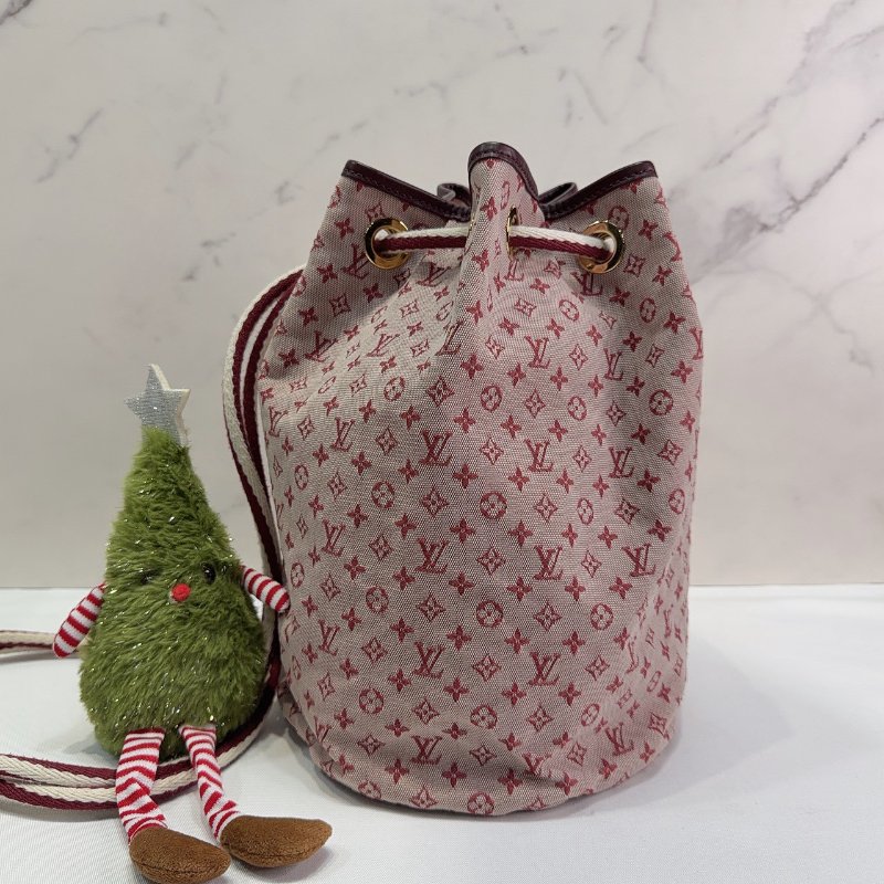 LV 粉紅洗水牛仔束口水桶包-3