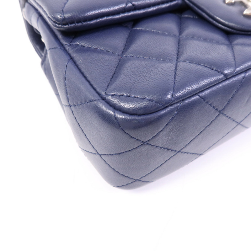 CHANEL 羊皮皮革Mini Classic 20銀扣鏈帶肩背袋-11