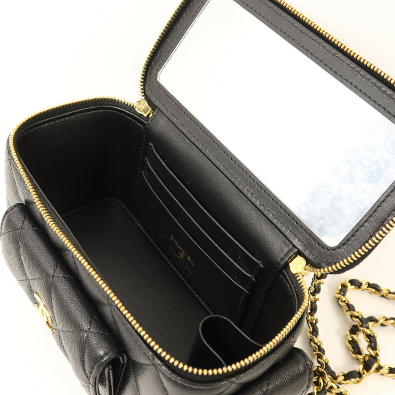 CHANEL 牛皮皮革Vanity Case金扣鏈帶肩背袋-4