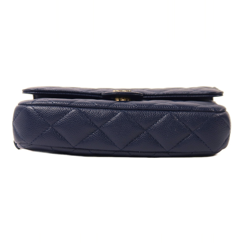 CHANEL 牛皮皮革Phone Case Bag金扣鏈帶肩背袋-3