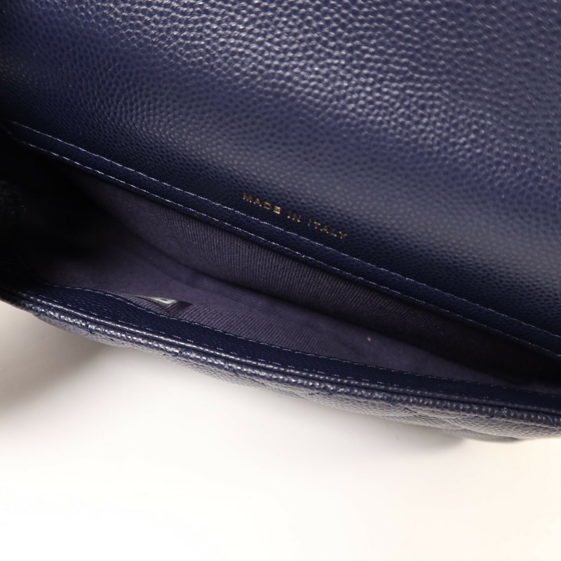 CHANEL 牛皮皮革Phone Case Bag金扣鏈帶肩背袋-4