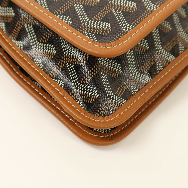 GOYARD 塗層帆布Plumet Pocket Wallet銀扣肩背袋-12