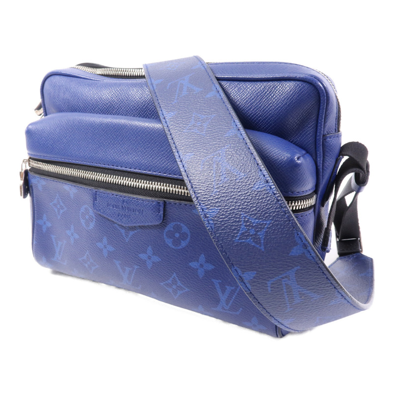 LOUIS VUITTON Taiga/Monogram Outdoor Messenger銀扣肩背袋-2