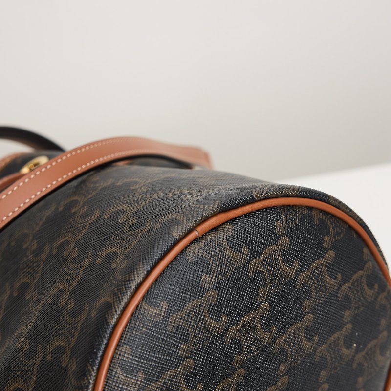 Celine teen clara水桶包-11