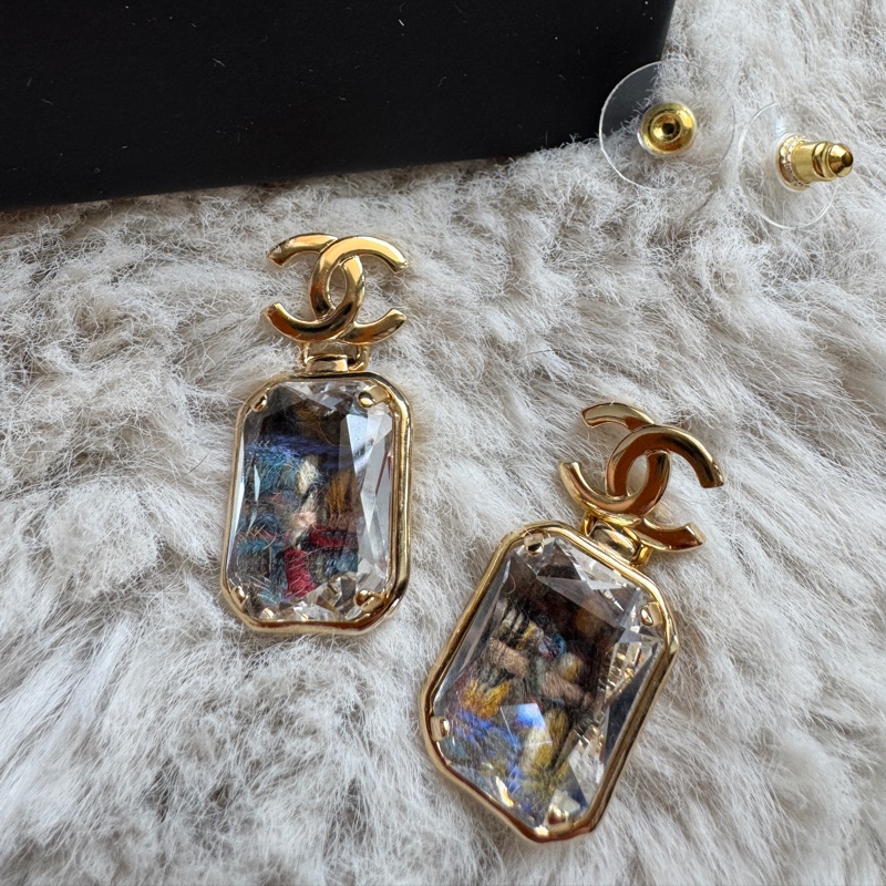 CHANEL 毛呢鑽石切割耳環-new jeans mini 同款-5