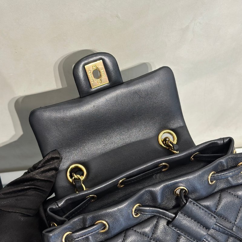 CHANEL 薩爾茨堡雙肩包 - 小號黑金26開-6