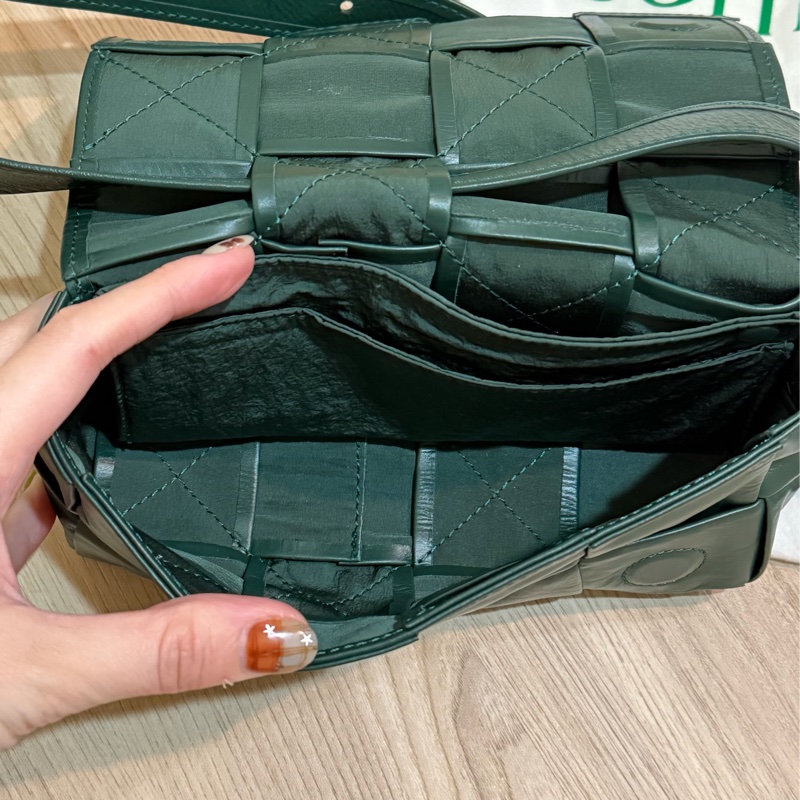 專櫃購入 BV Bottega VENETA 腰包 斜背包 belt cassette-7