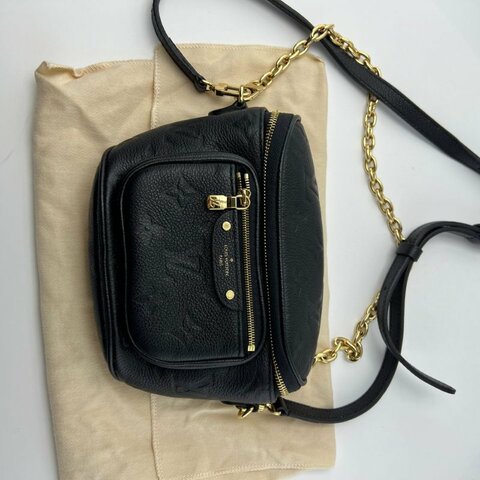路易威登 LV Mini Bumbag 壓紋腰包
