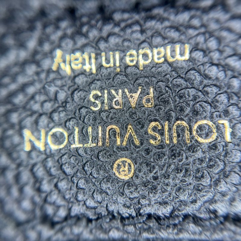 路易威登 LV Mini Bumbag 壓紋腰包-6