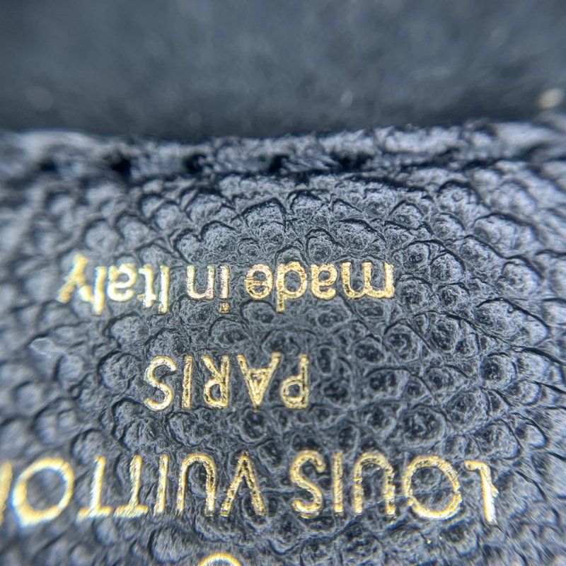 路易威登 LV Mini Bumbag 壓紋腰包-7