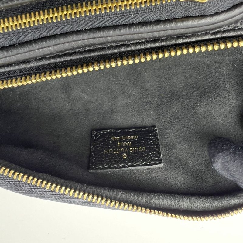 路易威登 LV Mini Bumbag 壓紋腰包-18