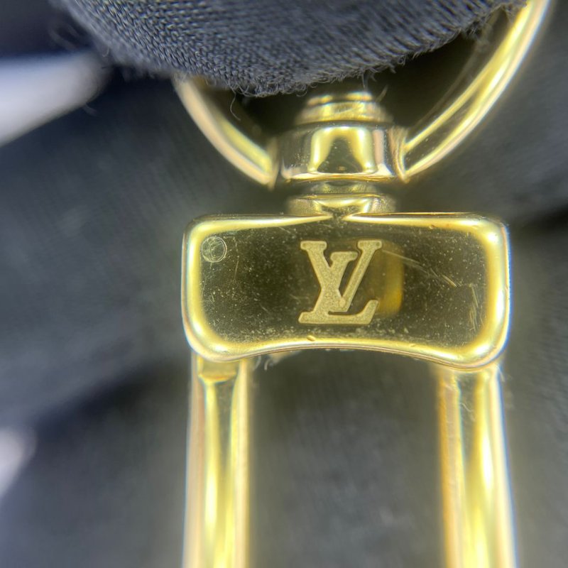 路易威登 LV Mini Bumbag 壓紋腰包-20