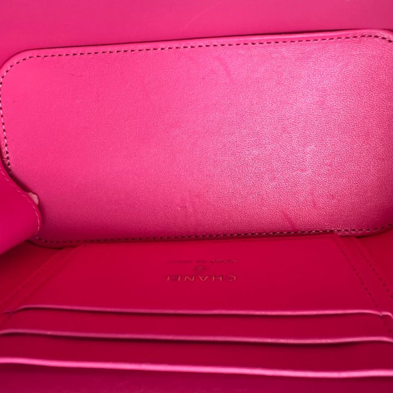 Chanel Vanity Case 菱格紋化妝包-12