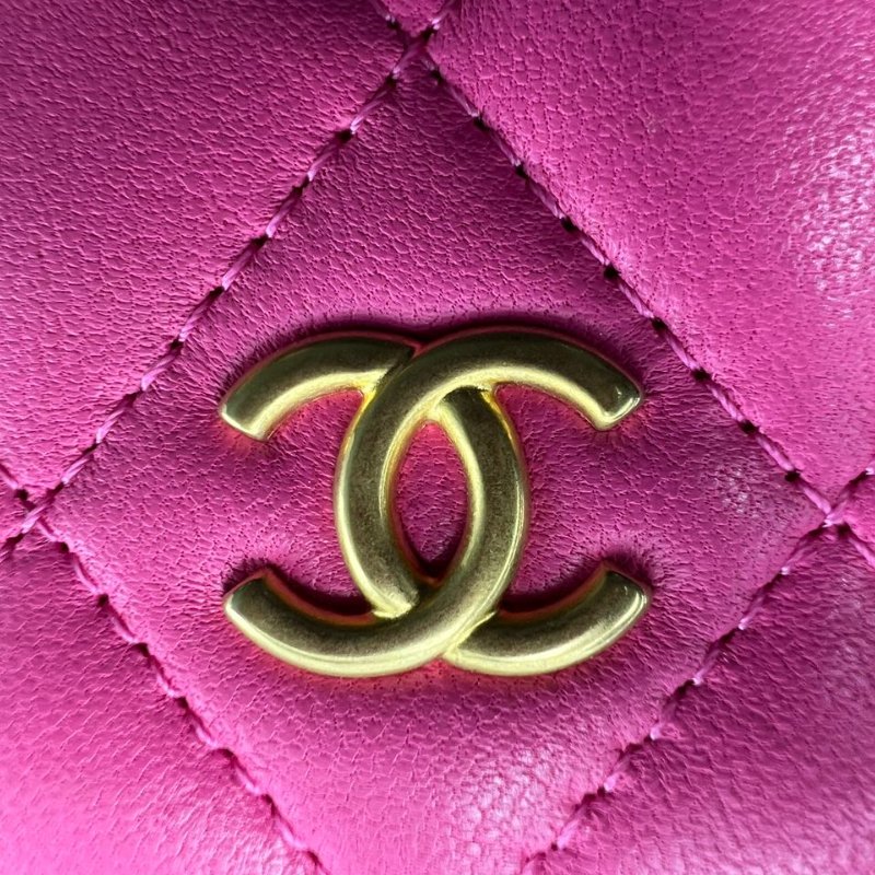 Chanel Vanity Case 菱格紋化妝包-16