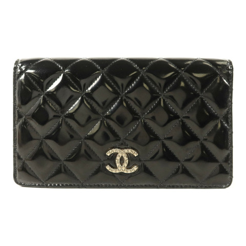 CHANEL 漆皮皮革Long Bifold Wallet銀扣長錢包