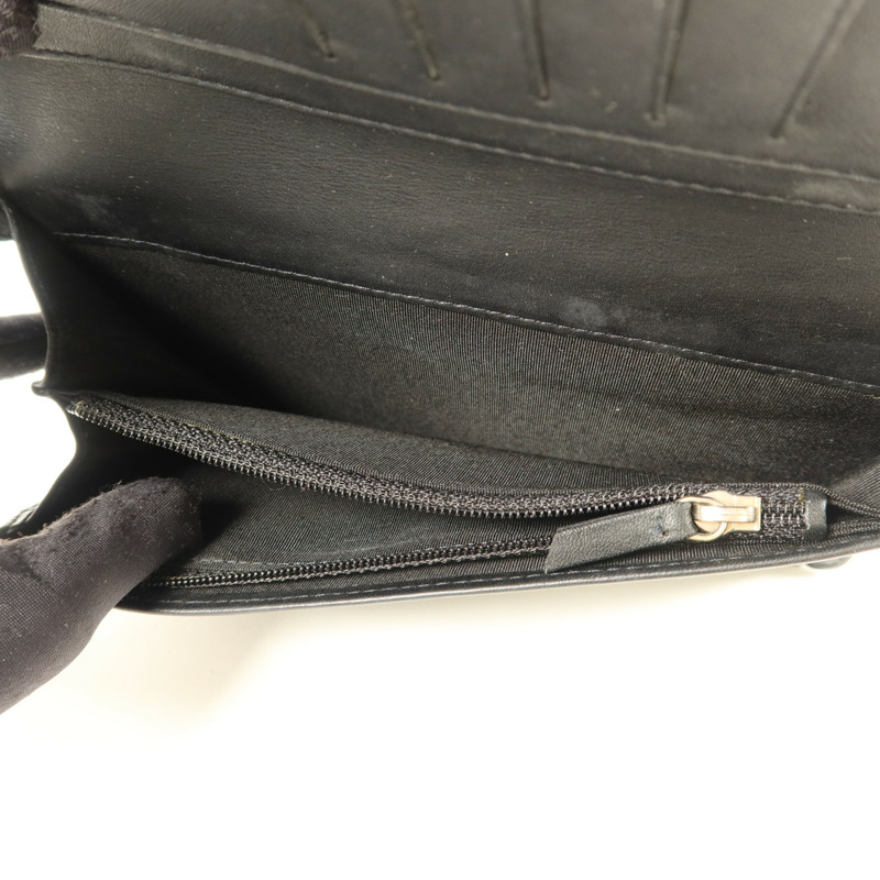 CHANEL 漆皮皮革Long Bifold Wallet銀扣長錢包-5