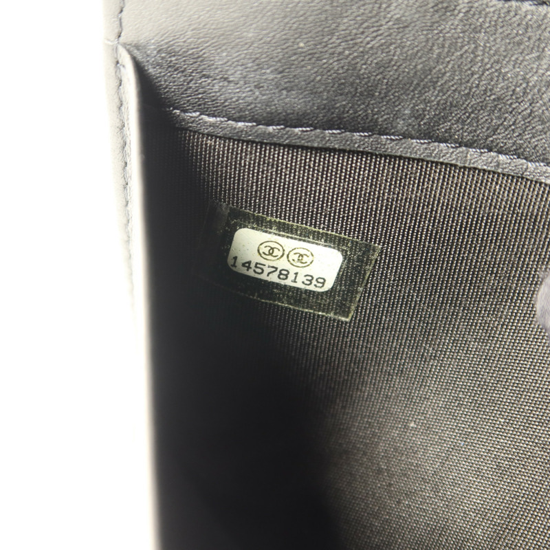 CHANEL 漆皮皮革Long Bifold Wallet銀扣長錢包-7