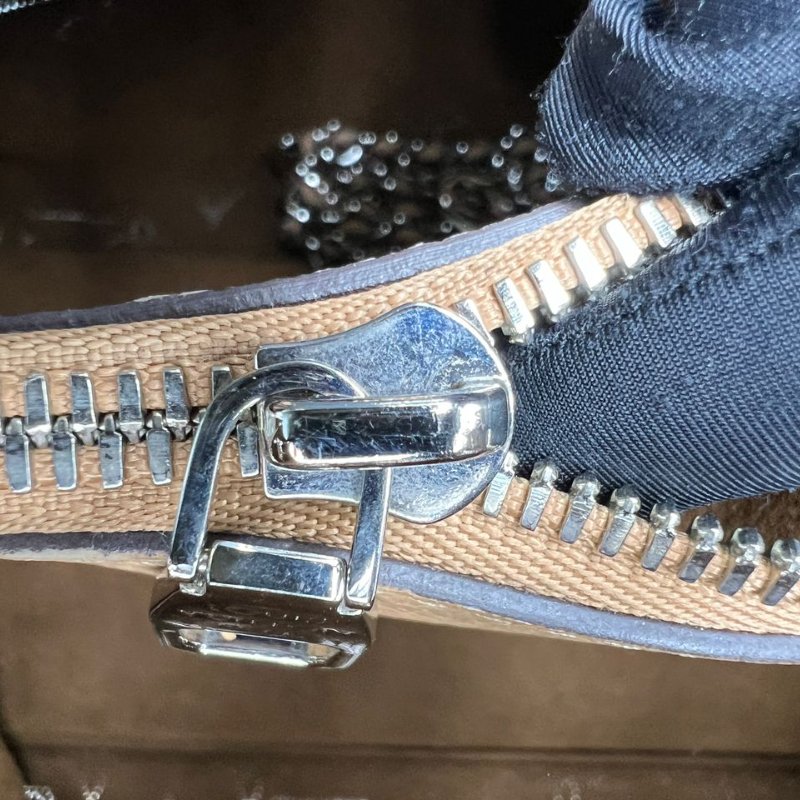 Louis Vuitton Carmel Hobo 鏤空老花托特包-16