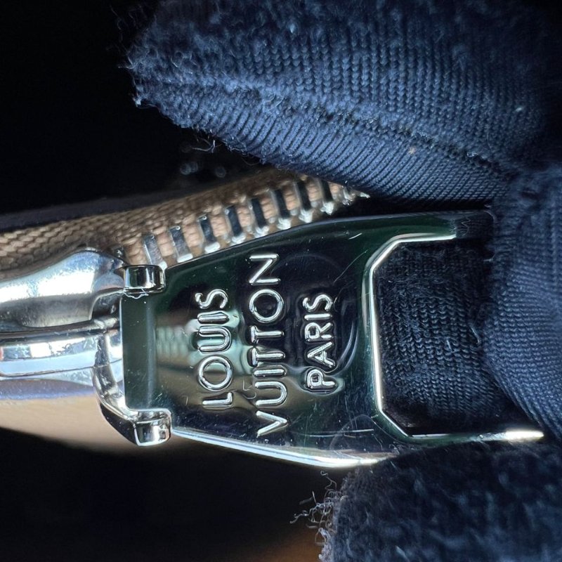 Louis Vuitton Carmel Hobo 鏤空老花托特包-22