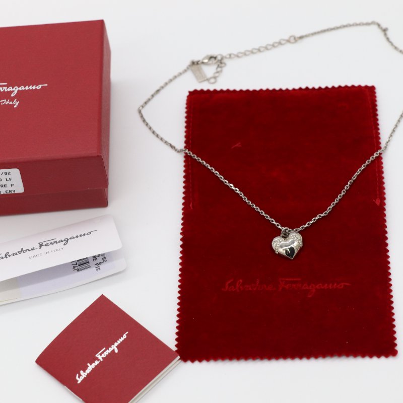 Salvatore Ferragamo 菲拉格慕 Gancini 金屬 愛心造型 吊墜項鍊-6