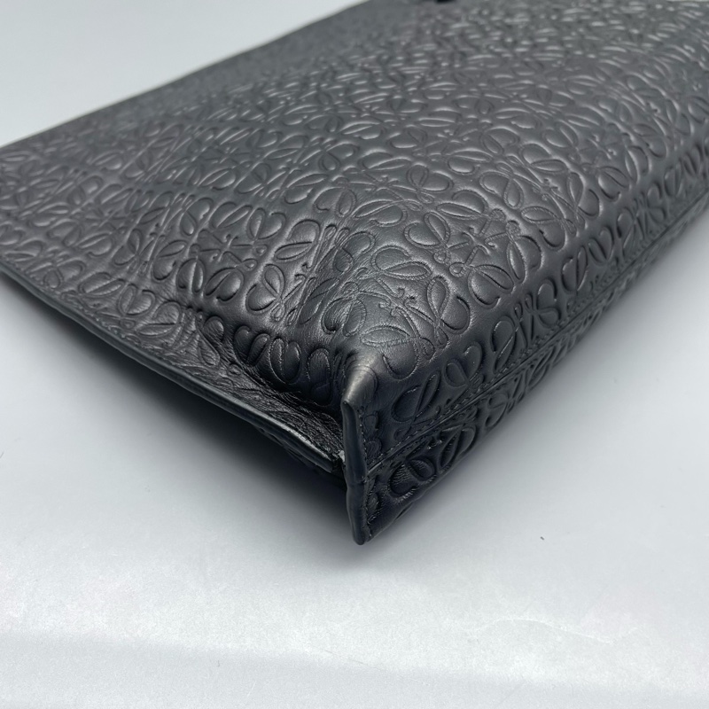 LOEWE羅意威黑色壓花手拿包30*20*4cm附件：無附件-10
